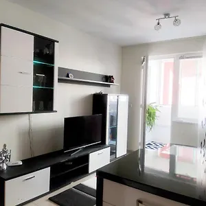 modern-apartment-in-burgas.varna-hotels.com/